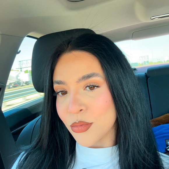 Meet your Posher, Kassandra - Picture 1 of 1